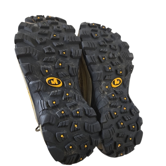 Merrell Brown and Black Hiking Shoes with Rugged Outsole Size 6 - Picture 4 of 6